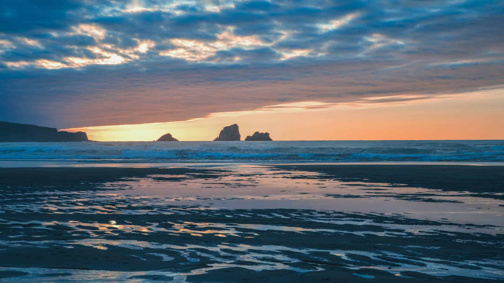 mejores playas cerca de Santander Playa de Valdearenas en Liencres