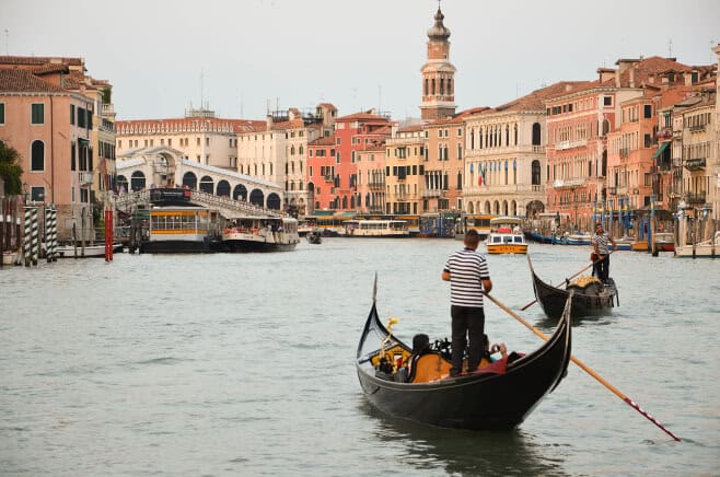 que hacer en venecia en gondola