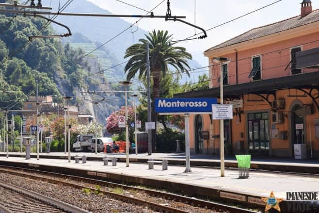 como moverse en cinque terre tren moterosso