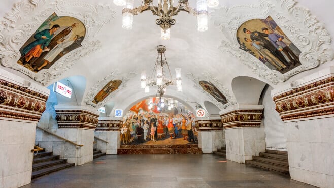 Las 10 mejores estaciones del metro de Moscú (y más bonitas) - Imanes de  viaje