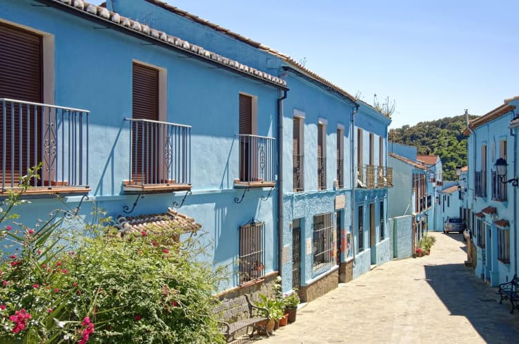pueblos mas bonitos de malaga juzcar