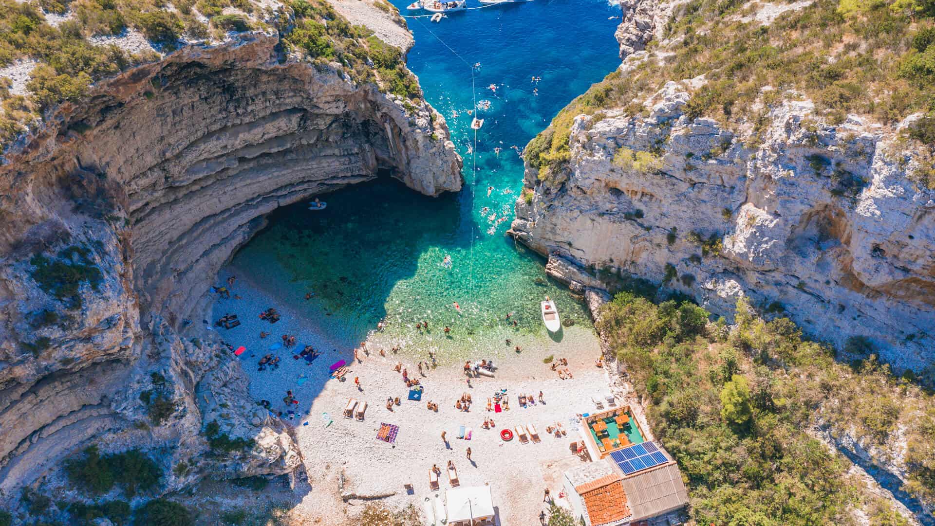 Croacia Playas Las 15 Mejores Playas De Croacia Los Traveleros Playas De Familia Playas