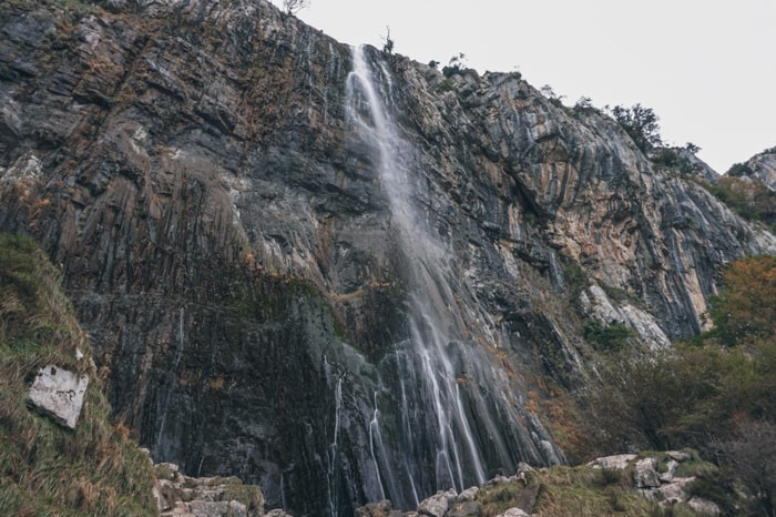 rutas de senderismo en cantabria cascada del ason