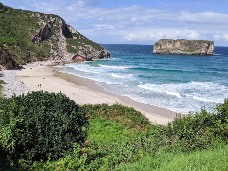 que ver cerca de ribadesella llanes