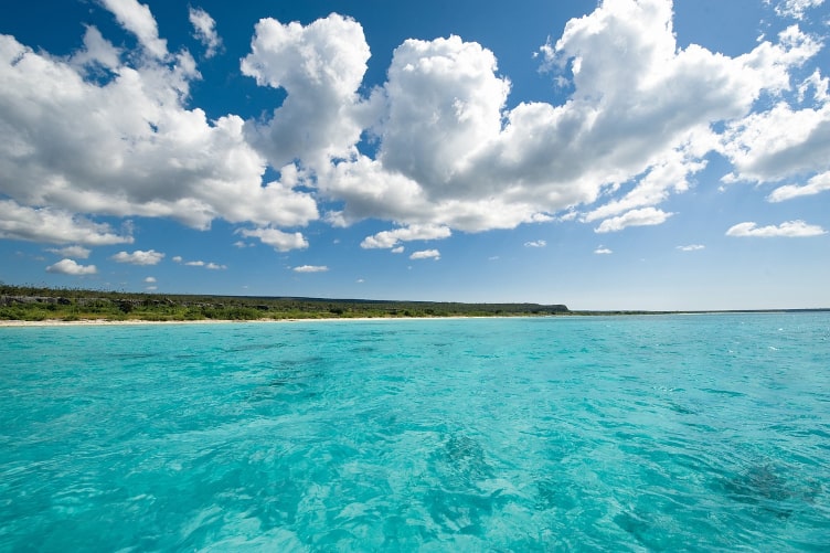 mejores playas de republica dominicana  bahia de las aguilas