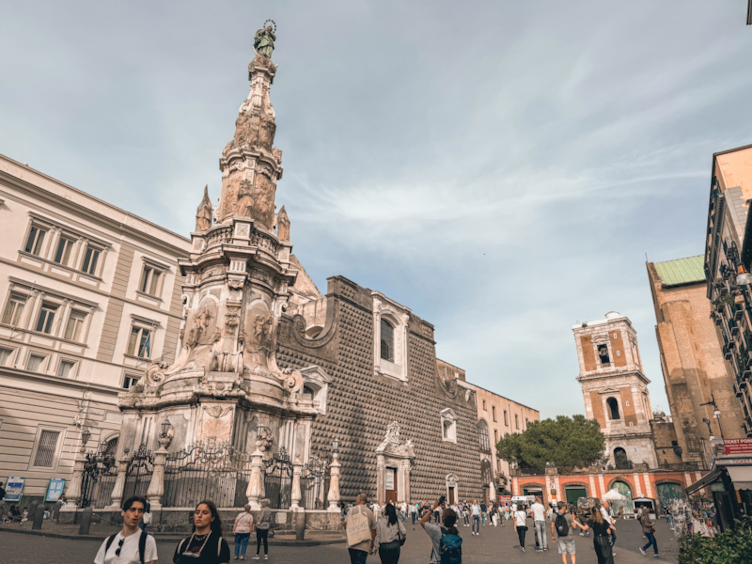 que ver en napoles iglesia gesu novo