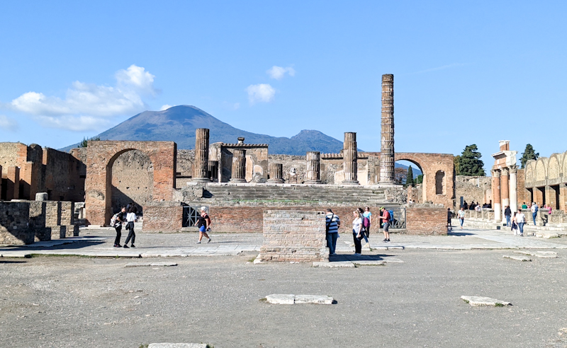 que ver en pompeya foro