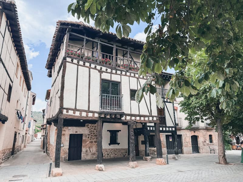 que ver en covarrubias casa doña sancha