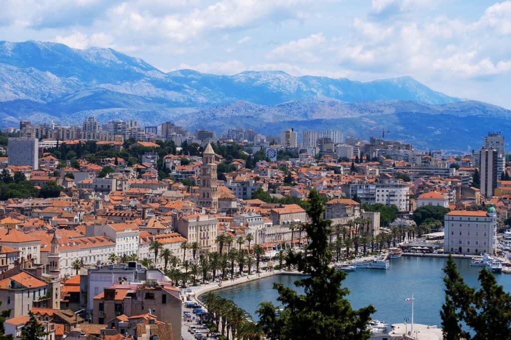 que ver en split marjan parque