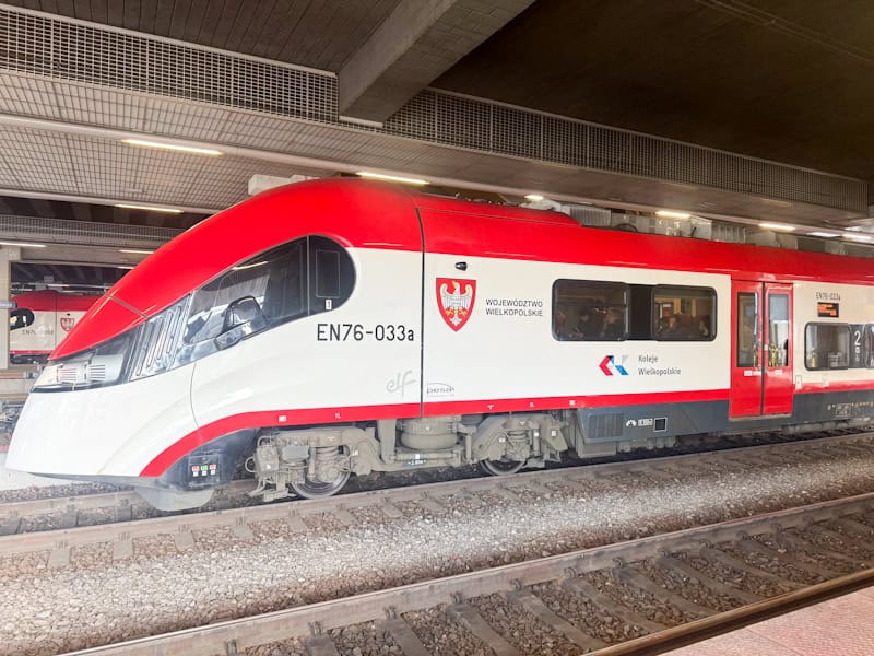 viajar a polonia con bebe en tren