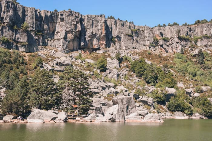 que ver en la provincia de soria laguna negra